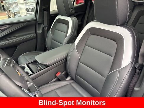 Used 2025 Chevrolet Blazer EV LT image 14