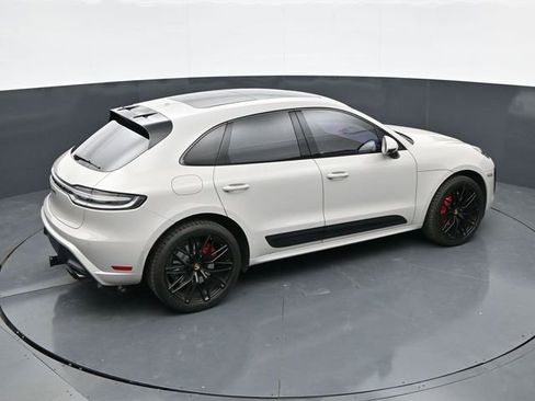Used 2022 Porsche Macan GTS AWD/4WD image 29