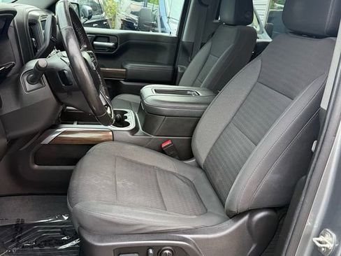 Used 2021 Chevrolet Silverado 1500 LT Trail Boss w/ LPO, Dark Essentials Package AWD/4WD image 9