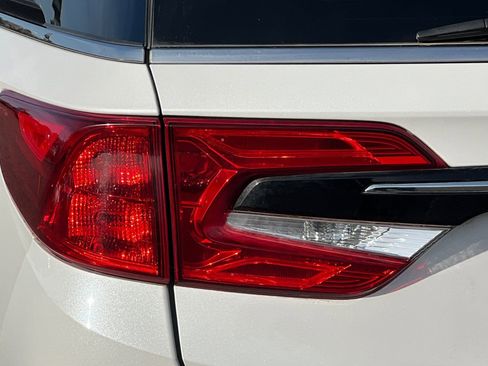 Used 2023 Honda Odyssey Elite image 47