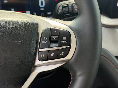 Used 2026 Ford Explorer Active RWD image 29