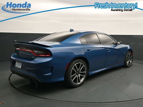 Used 2022 Dodge Charger R/T w/ Plus Group RWD image 10