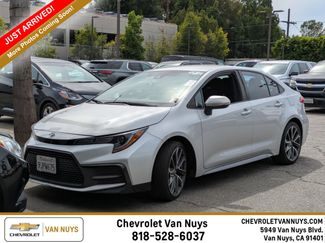 Used 2020 Toyota Corolla SE image 1