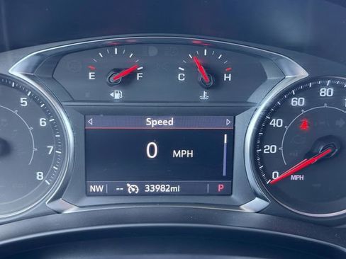 Used 2024 GMC Terrain SLT image 37