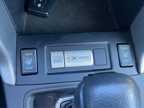 Used 2015 Subaru Forester 2.5i Touring w/ Eyesight & Navigation System image 19