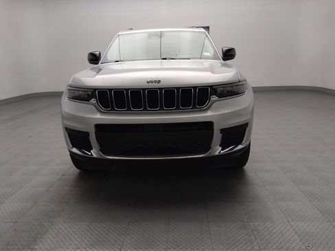 Used 2023 Jeep Grand Cherokee L Laredo image 15