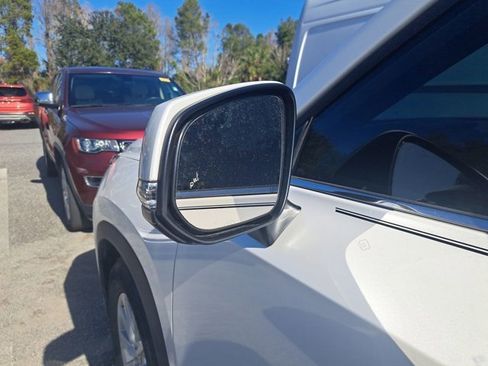 Used 2024 Toyota Grand Highlander XLE image 12