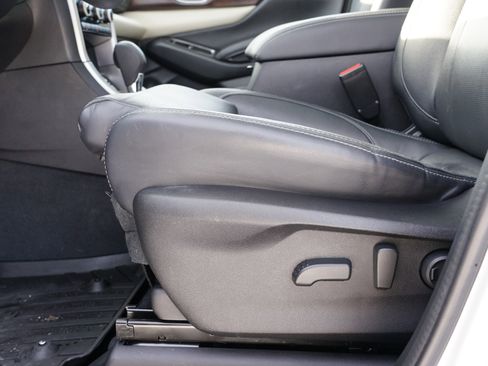 Used 2022 Subaru Ascent Touring w/ Popular Package #2A image 16