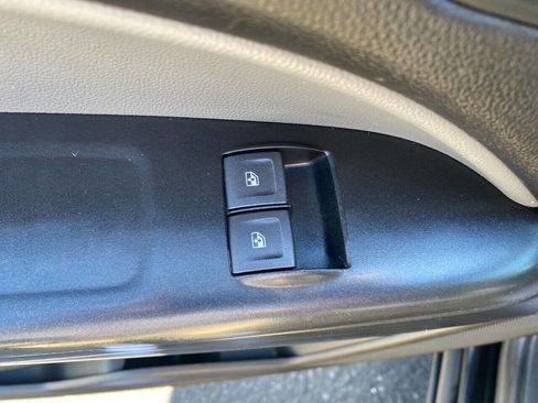 Used 2019 Chevrolet Colorado W/T image 12