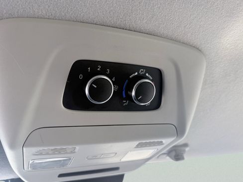 Used 2023 Ford Transit 350 XLT image 40