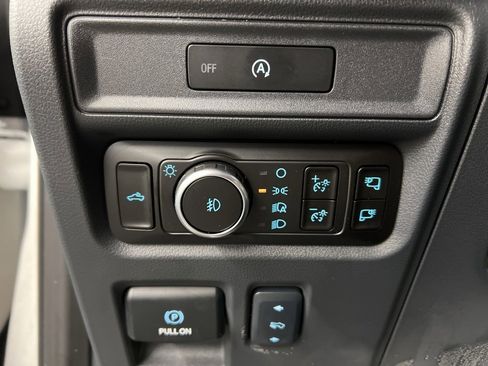 New 2025 Ford F150 Lariat w/ Equipment Group 502A High image 25