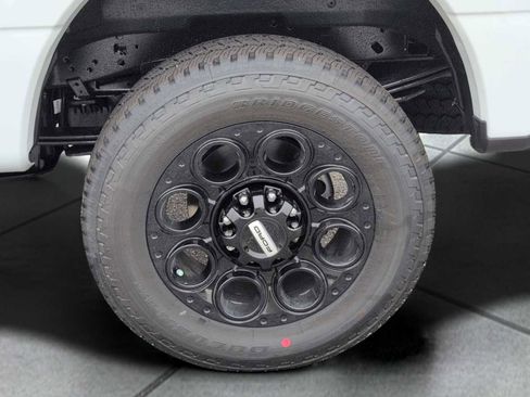 New 2026 Ford F250 Lariat w/ Black Appearance Package image 12