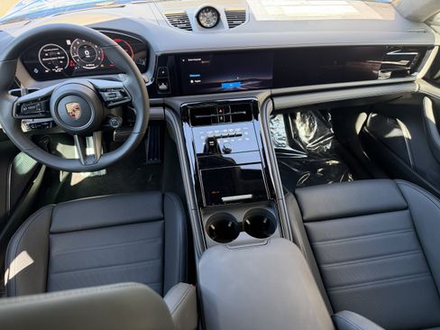 New 2026 Porsche Panamera GTS image 14