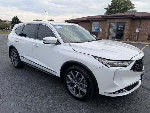 Used 2024 Acura MDX SH-AWD w/ Technology Package image 3