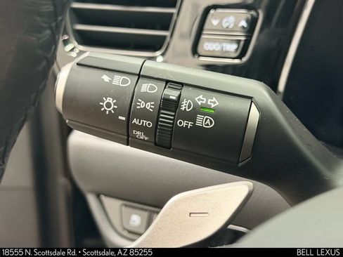 Used 2025 Lexus NX 350h AWD w/ Accessory Package (Z2) image 32