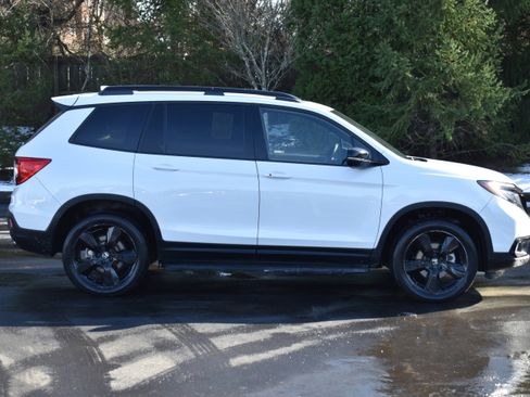 Certified 2021 Honda Passport Elite image 37