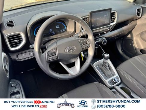 Certified 2023 Hyundai Venue SEL w/ Cargo Package image 17
