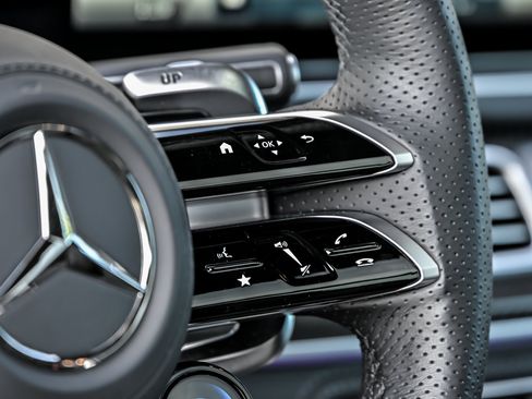Used 2025 Mercedes-Benz GLE 63 AMG S image 28