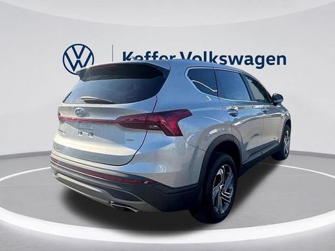 Used 2023 Hyundai Santa Fe SE AWD/4WD image 5