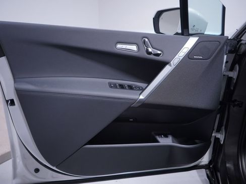 Used 2026 BMW iX xDrive60 w/ M Sport Package image 15