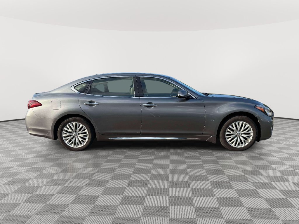 Used 2016 INFINITI Q70 L 3.7 AWD/4WD image 8