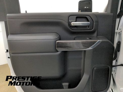 Used 2021 Chevrolet Silverado 2500 LTZ w/ LTZ Premium Package AWD/4WD image 27