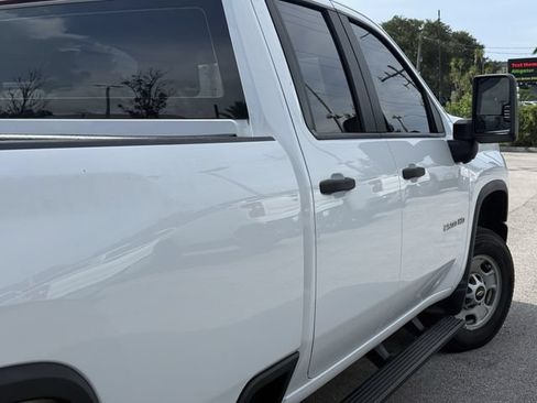 Used 2023 Chevrolet Silverado 2500 W/T w/ WT Fleet Convenience Package AWD/4WD image 9