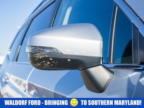 Used 2022 Subaru Ascent Limited w/ Technology Package image 18