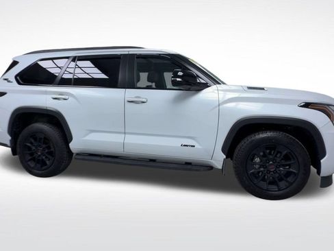 Used 2026 Toyota Sequoia Limited w/ TRD Off-Road Package AWD/4WD image 9