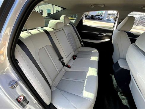 Used 2023 Hyundai Sonata SEL image 31