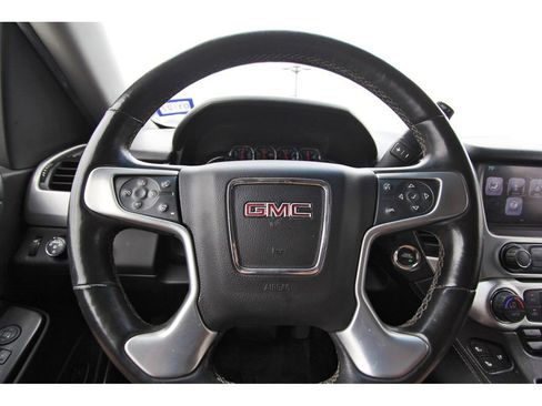 Used 2017 GMC Yukon XL SLT w/ Open Road Package image 13