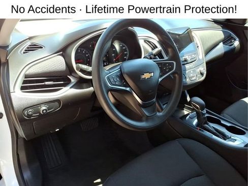 Used 2024 Chevrolet Malibu LS FWD image 13