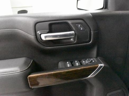 Used 2020 GMC Sierra 1500 Elevation w/ Elevation Value Package image 18