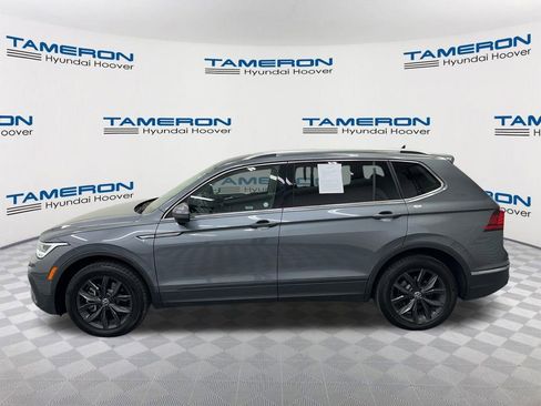 Used 2024 Volkswagen Tiguan SE FWD image 2