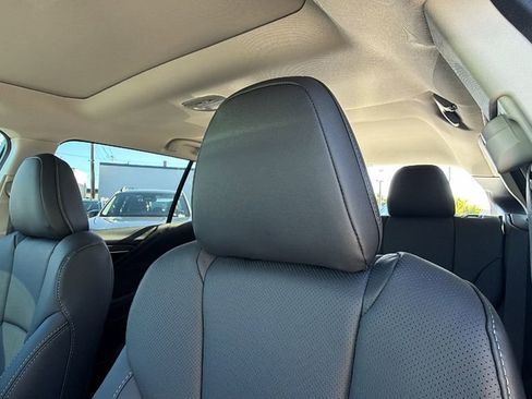 New 2025 Subaru Outback Limited image 22