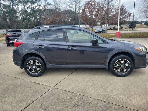 Used 2018 Subaru Crosstrek 2.0i Premium image 8