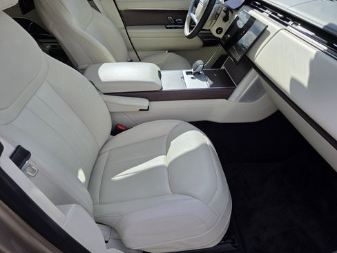Certified 2024 Land Rover Range Rover Long Wheelbase Autobiography AWD/4WD image 3