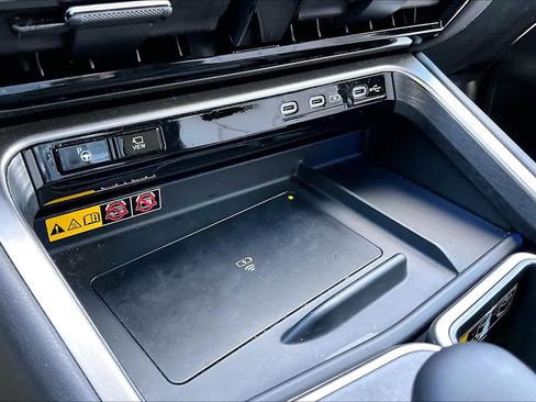 Used 2025 Lexus TX 500h AWD w/ Technology Package image 32