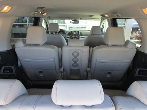 Used 2022 Honda Odyssey EX-L image 15