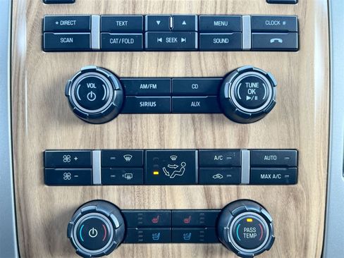 Used 2011 Ford F150 Lariat image 27