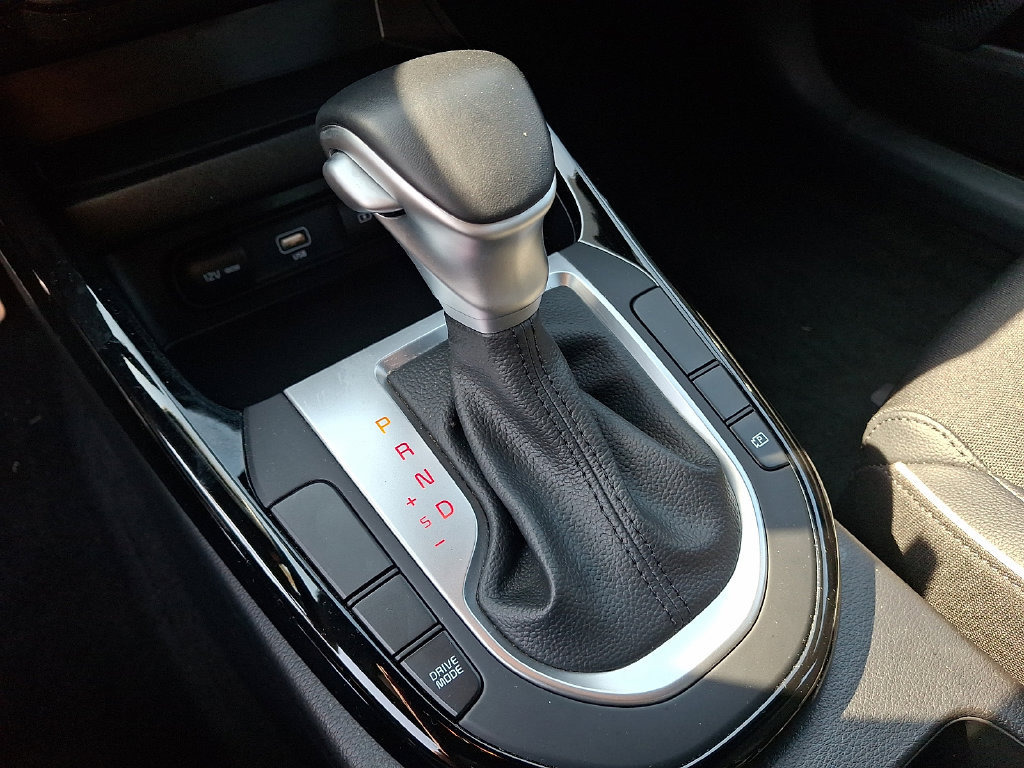 Certified 2023 Kia Forte GT-Line w/ GT-Line Technology Package FWD image 17
