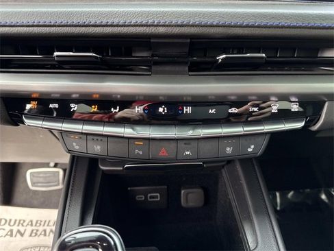 Used 2024 Cadillac XT4 Sport image 22