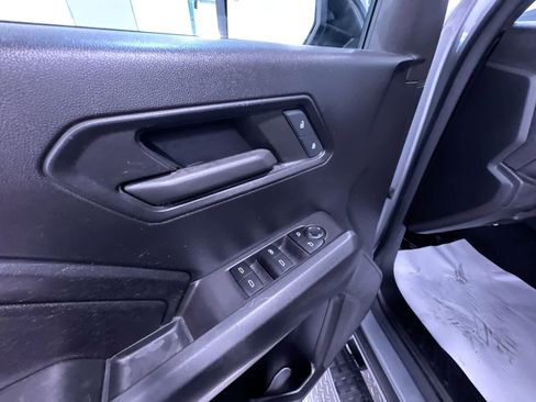 Used 2023 Chevrolet Colorado Trail Boss w/ Technology Package AWD/4WD image 12