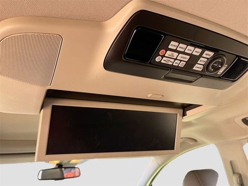 Used 2015 Honda Odyssey Touring Elite image 25