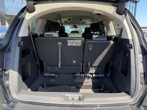 Used 2025 Honda Odyssey Touring image 9