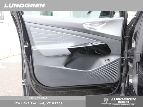 Used 2023 Volkswagen ID.4 Pro S Plus image 14