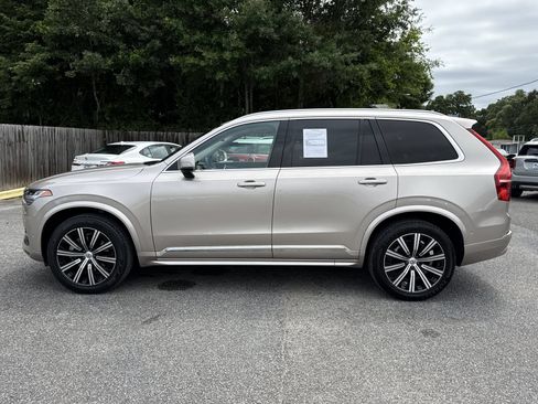 Used 2023 Volvo XC90 B6 Plus AWD/4WD image 2