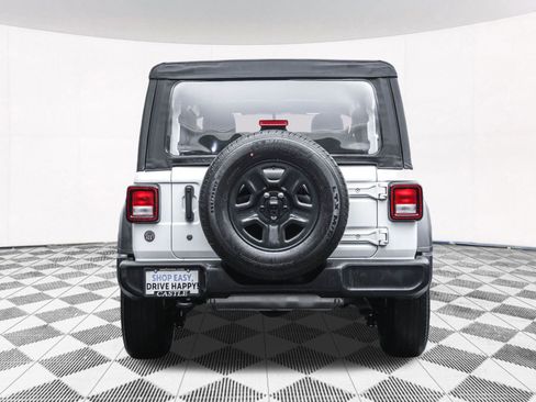 Used 2023 Jeep Wrangler Sport image 37