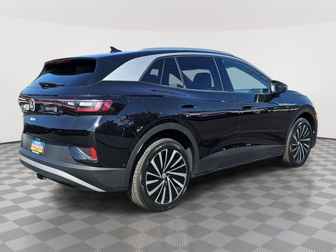 Certified 2023 Volkswagen ID.4 Pro S Plus AWD/4WD image 5