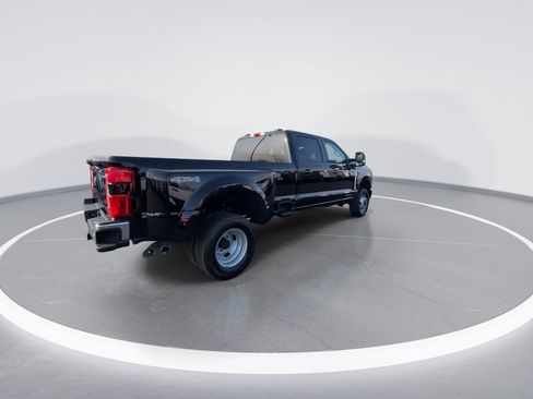 New 2026 Ford F350 XLT w/ XLT Premium Package image 8